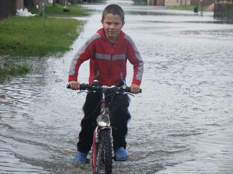 Powódź w Ścinawie (ZDJĘCIA INTERNAUTY)