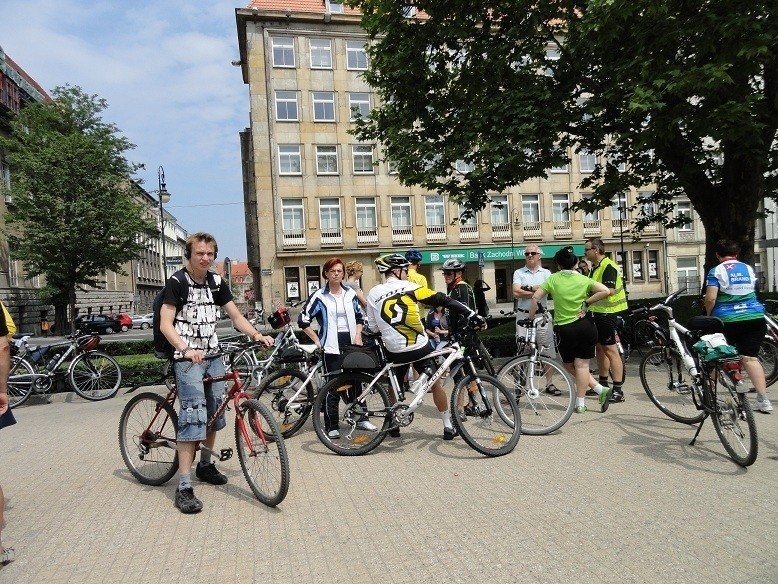 Poznań: Rowerzyści na Placu Wolności [ZDJECIA]