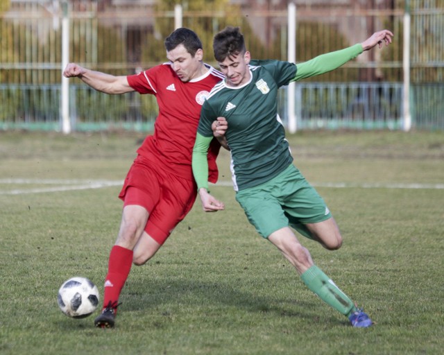 Mecz Jantar Ustka - Powiśle Dzierzgoń zakończył się wynikiem 1:1. Zobacz zdjęcia z meczu.