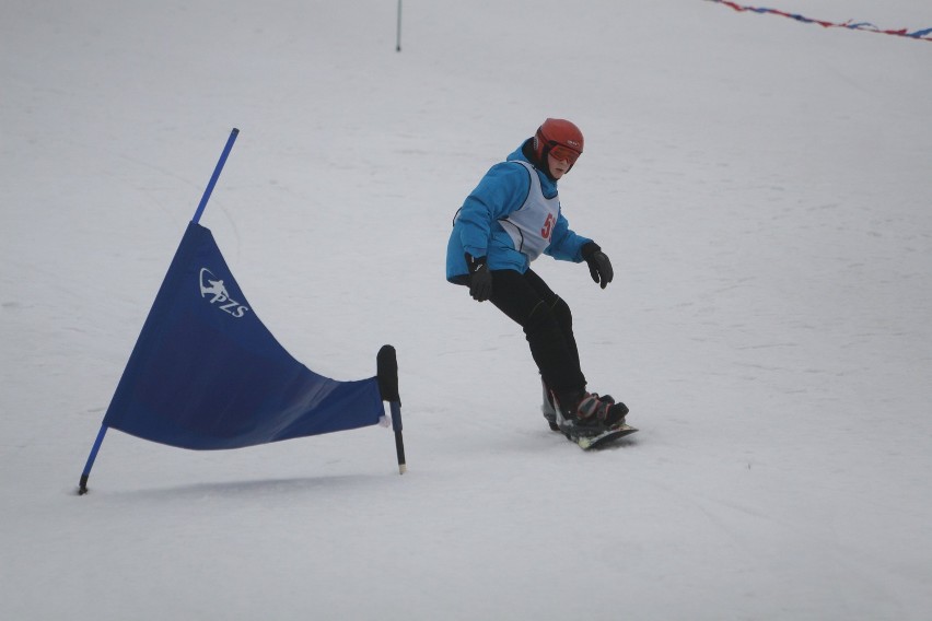 Snowboardowe zawody na Górce Środulskiej w Sosnowcu w obiektywie Marzeny Bugały [ZDJĘCIA]