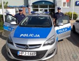 Kierowca jechał za szybko, bo pasażerka potrzebowała pomocy. Policjanci eskortowali samochód do szpitala