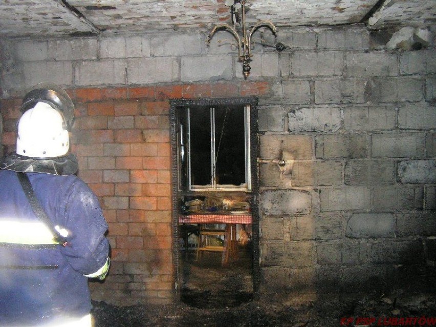 W miejscowości Wielkie pożar zniszczył dom.