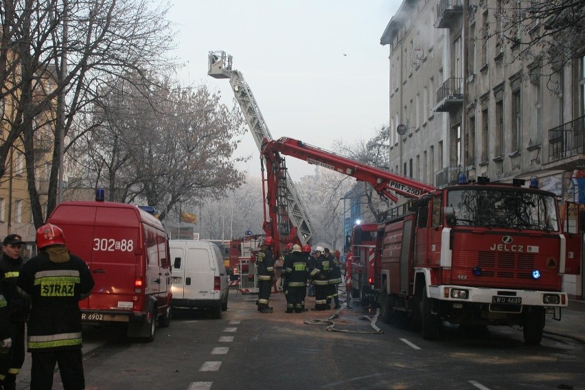Tragiczny pożar przy Wschodniej wstrząsnął całą Łodzią.