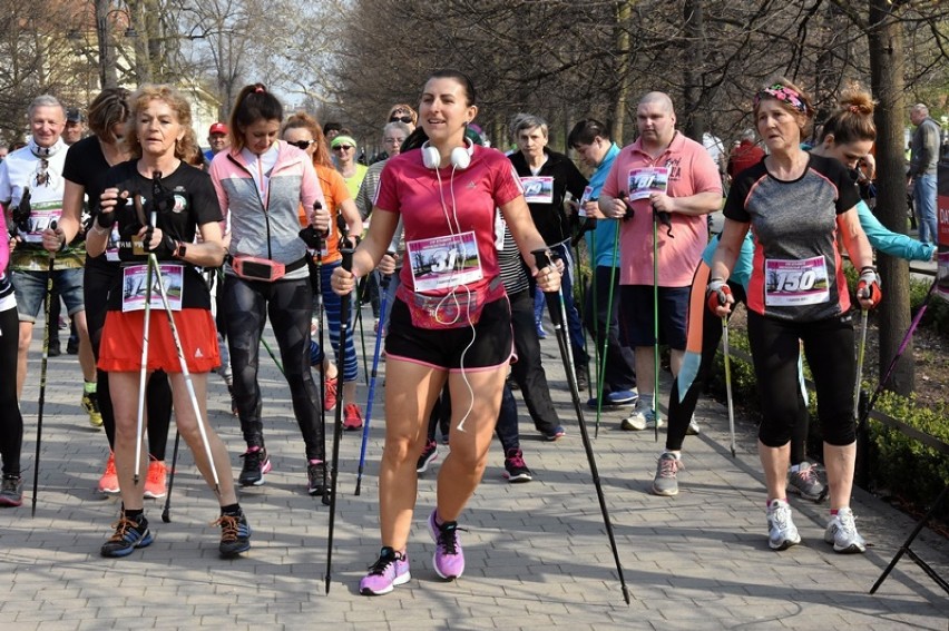 Otwarte Mistrzostwa Legnicy w Nordic Walking [ZDJĘCIA]