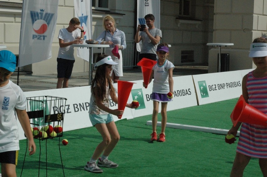 Młodzi kaliszanie ćwiczyli grę w tenisa [FOTO]