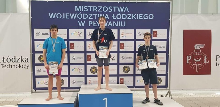 Sukcesy młodych pływaków MUKS Wodnik Łask na mistrzostwach województwa [zdjęcia]