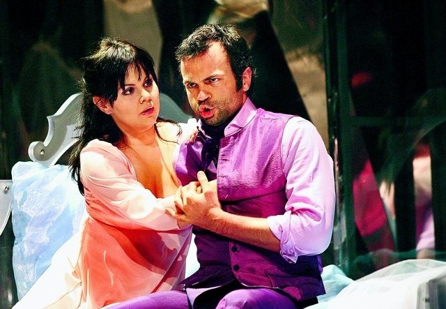 Aleksandra Kurzak jako Zuzanna i Marco Vinco jako Figaro