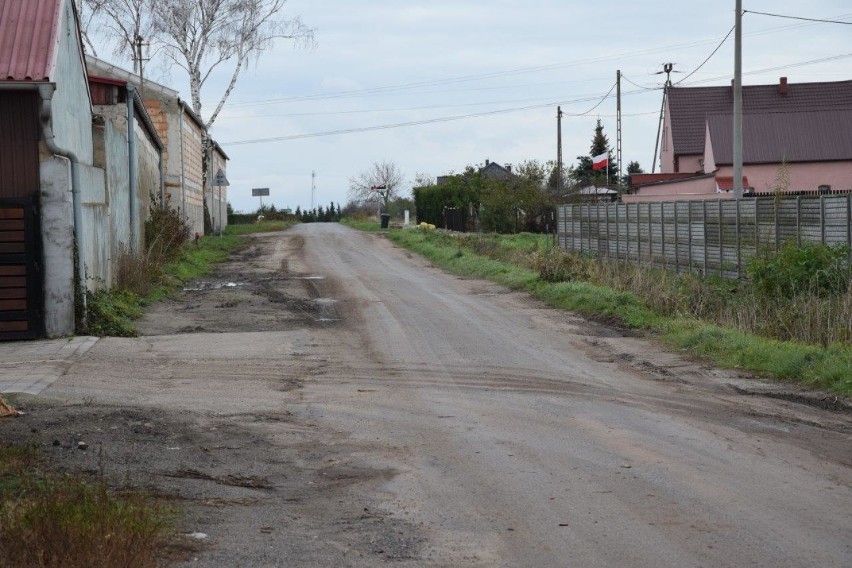 Powiat kościański pozyskał pieniądze na drogę w Szczodrowie