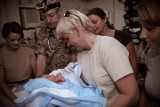 Komandosi z Gliwic w Afganistanie znaleźli noworodka &quot;Myśleliśmy, że to mina&quot;