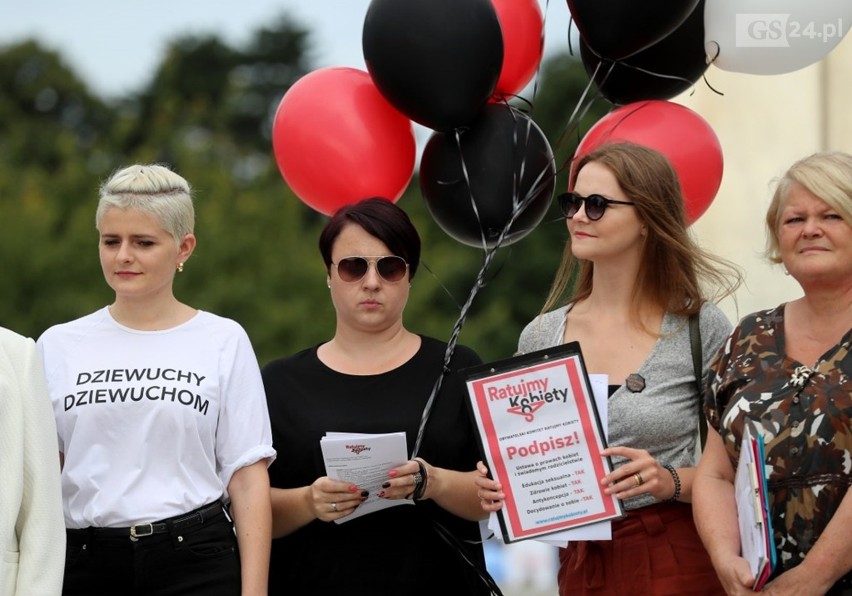 Szczecin: Zbierali podpisy żeby ratować kobiety [wideo, zdjęcia]