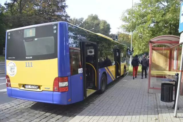 Zmiany w kursowaniu autobusów 1 i 3 maja w Głogowie