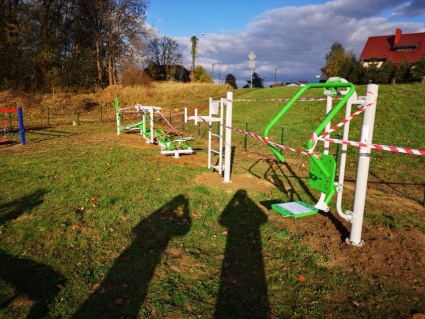 Siłownie "pod chmurką" w gminie Włoszakowice