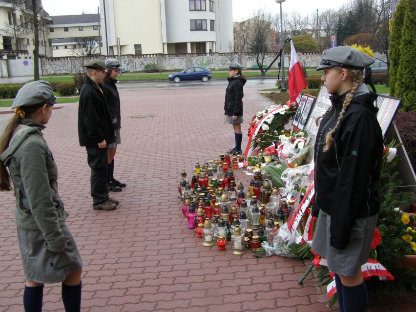 Tak 10 lat temu Tarnów oddawał hołd ofiarom katastrofy w Smoleńsku [ZDJĘCIA]