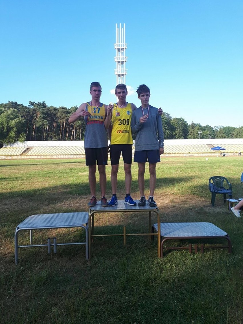 Młodzie lekkoatleci LKS OSiR Pleszew powrócili z medalami z Mistrzostw Województwa Młodzików w Lekkiej Atletyce