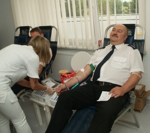 Policjanci oddawali krew w Kramsku