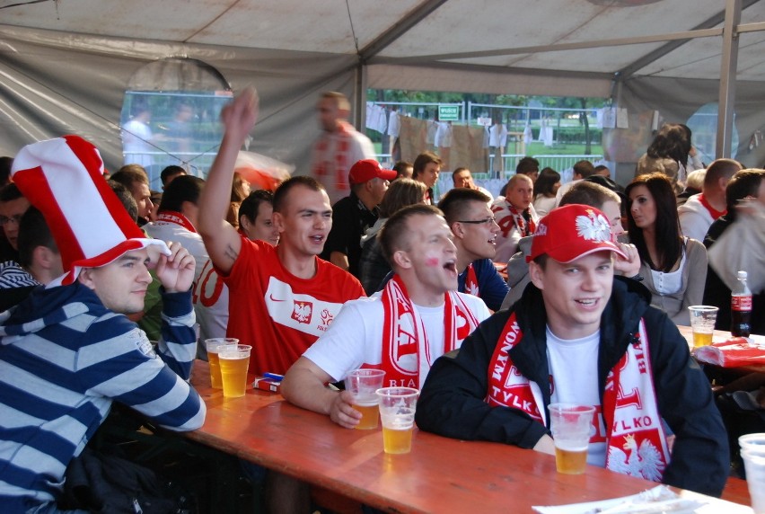 Euro 2012: Polska - Rosja w strefie kibica w Będzinie [ZDJĘCIA]