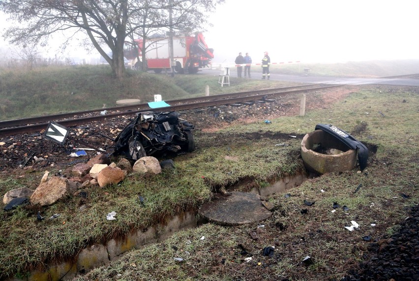 Śmiertelny wypadek na przejeździe kolejowym przy ul. Moryca...