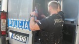 Opluł policjanta. Naraził mundurowego zarażeniem HIV