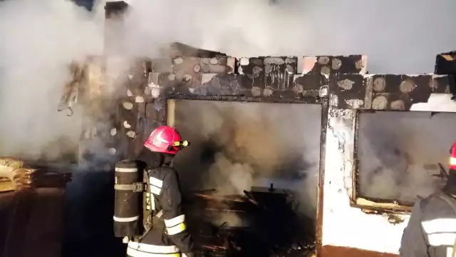 Pożar w Brzezinach. Spłonął warsztat stolarski