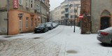 W Śremie zrobiło się biało. Gęsty i mokry śnieg przykrył miasto - jak długo tak będzie?