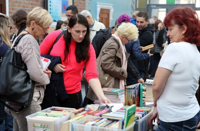 Dzisiaj w holu Teatru Lalek Pleciuga odbył się kolejny...