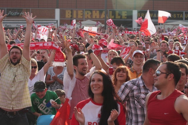 Szczegółowe dane dotyczące ruchu turystycznego podczas Euro 2012  opracowuje Regionalna Organizacja Turystyczna Województwa Łódzkiego
