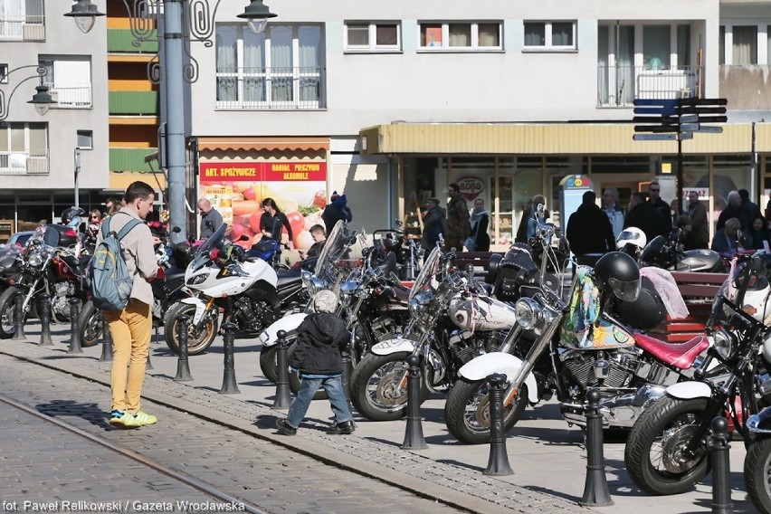 Barwny korowód motocyklisów przejechał przez miasto [ZDJĘCIA]