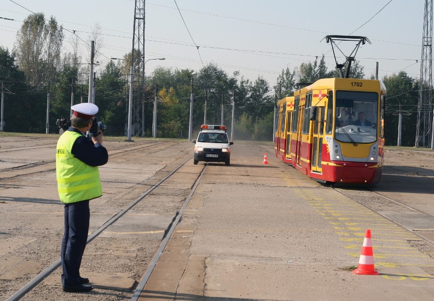 Testy hamowania w łódzkim MPK