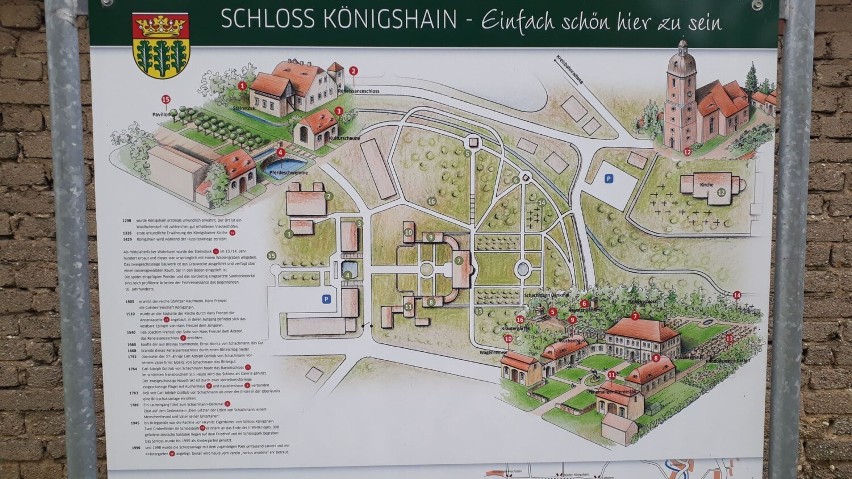 To tylko 10 km od Zgorzelca i najlepszy moment, żeby zobaczyć feerie barw przy pałacu Königshain. Wszystko wokół kwitnie