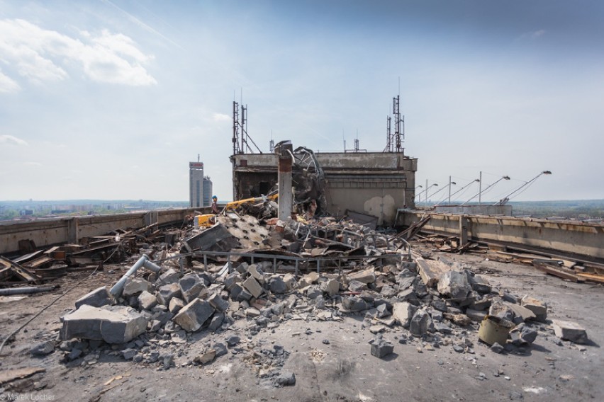 Rozbiórka wieżowca DOKP w Katowicach, koniec maja 2015