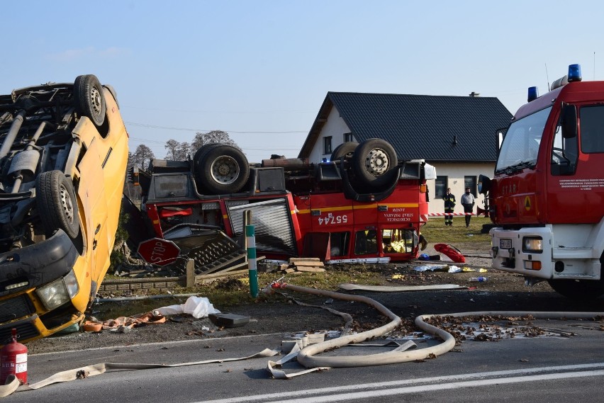 Wypadek OSP Janów. Kierowca wozu strażackiego bez uprawnień