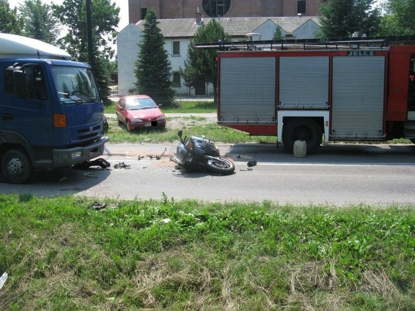 Ul. Nałęczowska: Wypadek z udziałem motocyklisty (ZDJĘCIA, WIDEO)