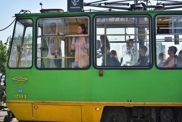 Kierowca czy motorniczy, wobec którego jest podejrzenie, że mógł zażyć narkotyk lub dopalacz nie zostanie dopuszczony do pracy. Każdy też jest badany alkotestem przed rozpoczęciem służby i liczy się z wyrywkowymi kontrolami podczas pracy, których celem jest sprawdzenie czy pracownik MPK Poznań nie jest pod wpływem alkoholu, narkotyków czy też dopalaczy.