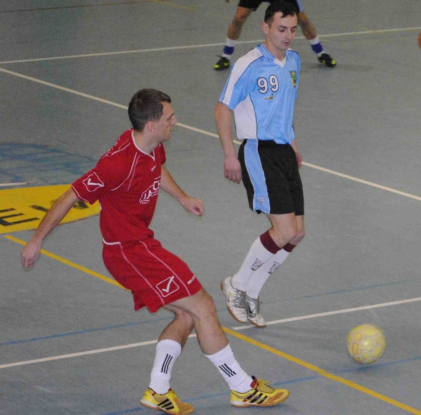 Futsal. Ligowe potyczki w Gniewie i w Tczewie