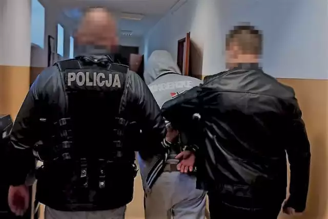 42-letni mieszkaniec Słupska został zatrzymany ze znaczną ilością narkotyków.