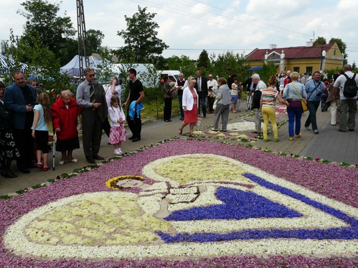 Pachnące kwiatami Boże Ciało w Spycimierzu (ZDJĘCIA)