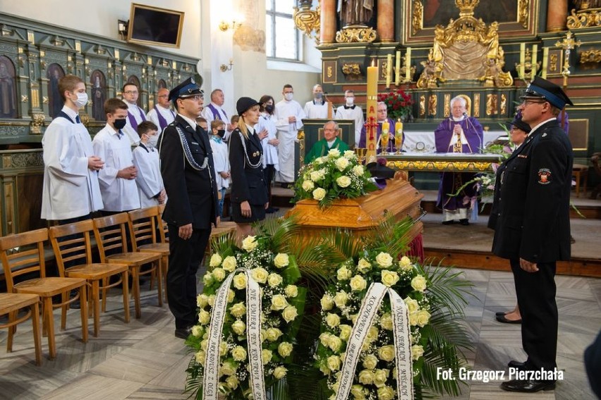 Msza święta żałobna w intencji zmarłego księdza Marka Spychały