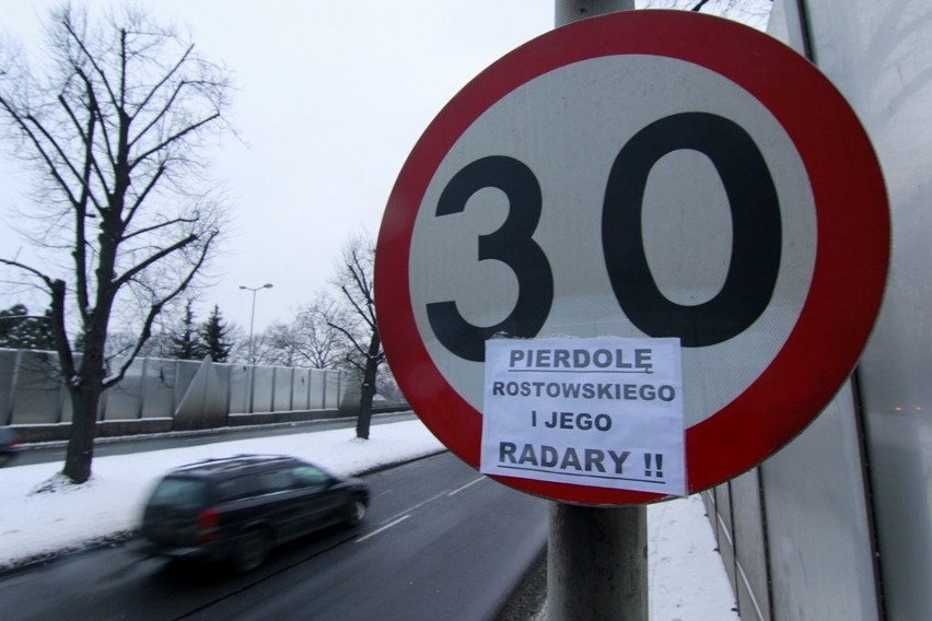 Ograniczenie do 30 km/h przy al. Kochanowskiego w kierunku...