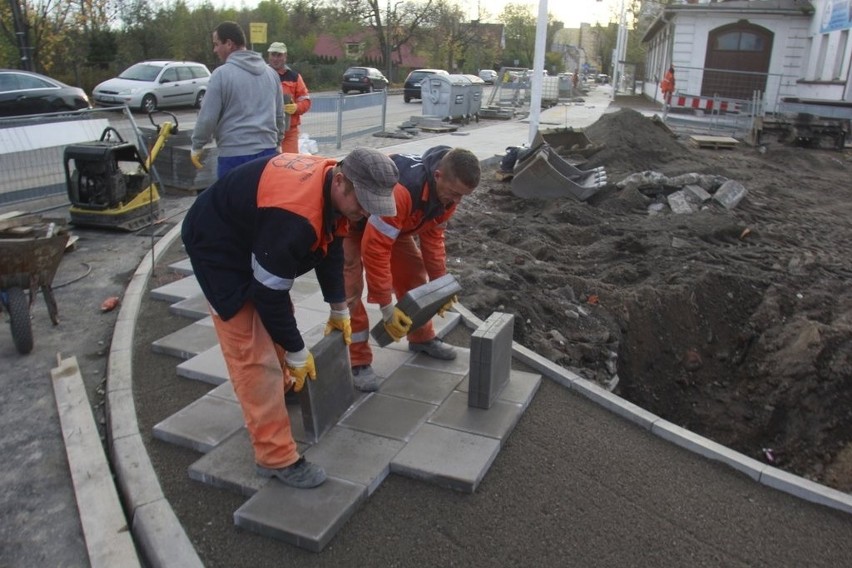 Węzeł przesiadkowy na Psim Polu powinien być już gotowy. Co się tam dzieje? (ZDJĘCIA)