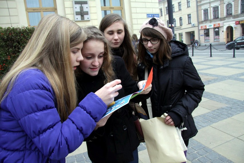 Wgraj się w ojczysty: Gra miejska na Starym Mieście