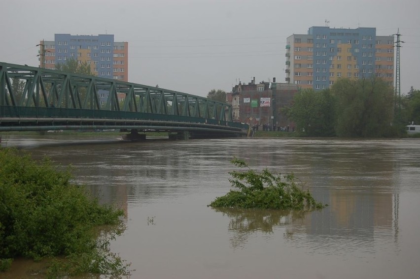 Oława zaciska zęby i czeka na kulminację (ZDJĘCIA)