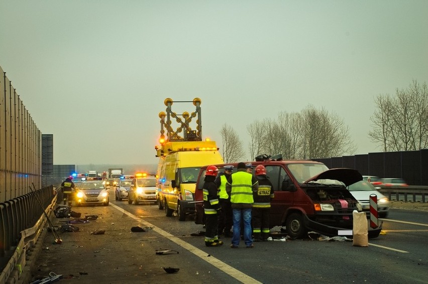 Wypadek na autostradzie A4 w Chrzanowie.