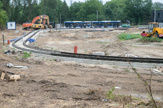 Trwa przebudowa pętli w Pleszowie. To przy okazji tych prac uda się zmodernizować także zniszczone torowisko