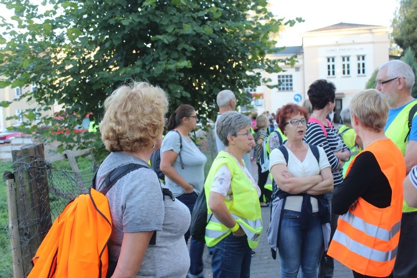 V Nocna Piesza Pielgrzymka wokół Jeziora "Błędno",  pod hasłem „Napełnieni Duchem Świętym”