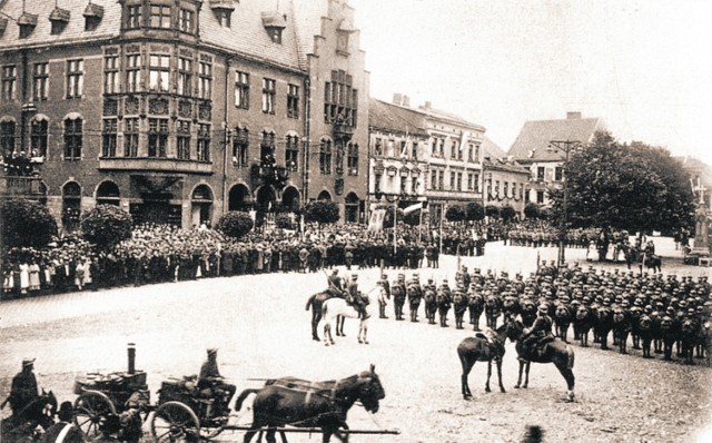 Rynek w Tarnowskich Górach, zdjęcie z 26 czerwca 1922 roku