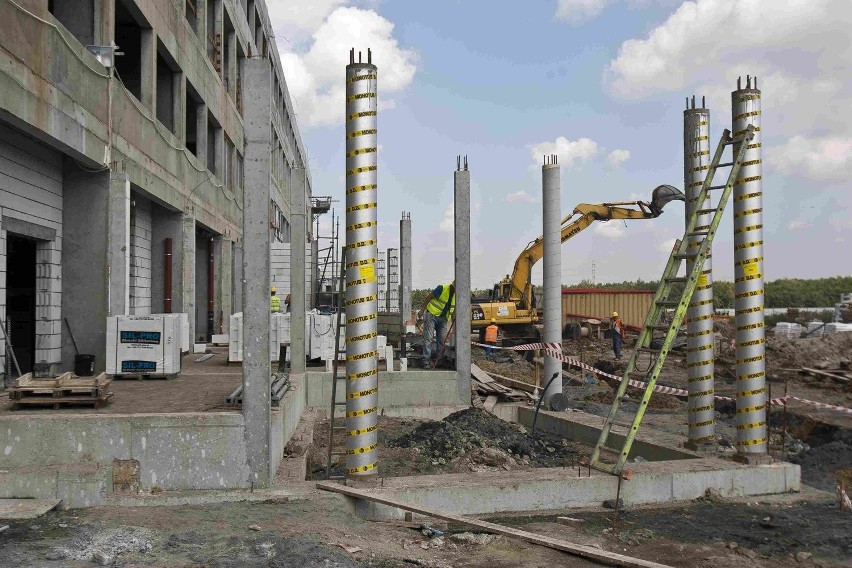 Tak powstaje nowy wrocławski szpital (ZDJĘCIA)