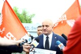 Protest w Świdniku: Związkowcy z PZL-Świdnik zorganizowali "Marsz Milczenia" (ZDJĘCIA, WIDEO)