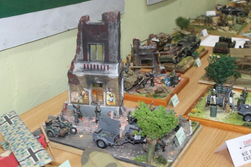 Wystawa modeli Garnizon 2013