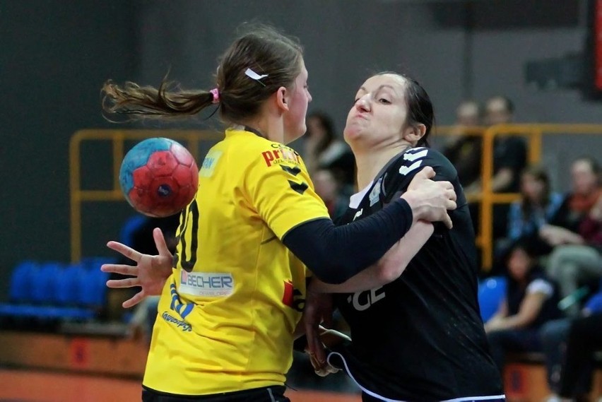 Piłka ręczna: Wysokie zwycięstwo SPR Lublin z KSS Kielce 48:28 (ZDJĘCIA)