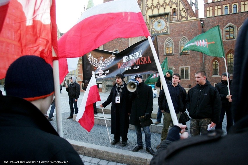 Wrocław: Manifestacja antyrządowa bez incydentów (ZDJĘCIA)